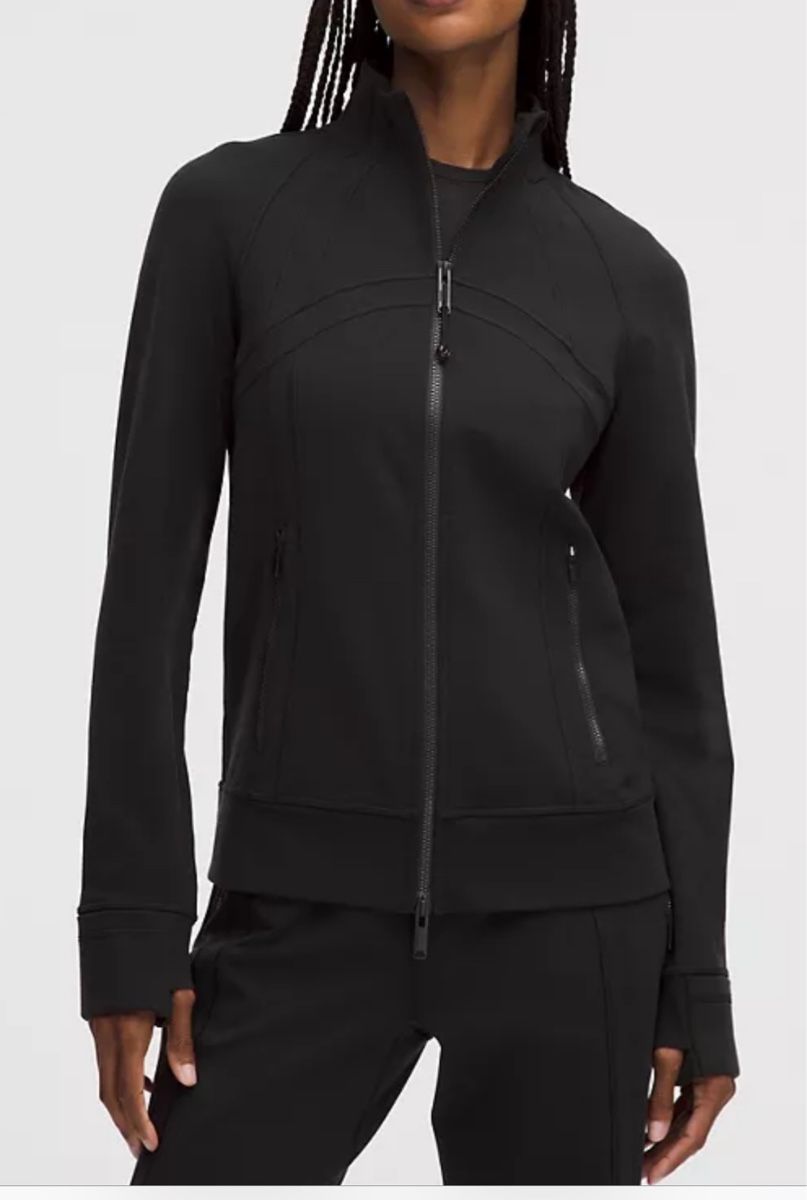Lululemon Giacche: Lululemon Define Track Jacket Luon (size 8/EU40) – Nuovo e nell'imballaggio originale da Neuheim venduto da ory2022