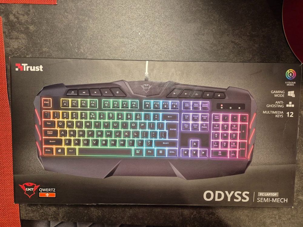 neue-trust-gxt-881-odyss-usb-rgb-gamer-tastatur-neu-gem-ss