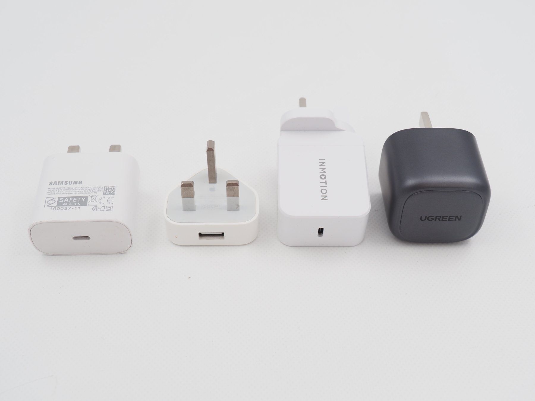 Unità & Adattatore: MULTI Ladeadapter 20 Stk. UK-Stecker (26070719) – Usato da Zürich venduto da fundsachenverkauf 4