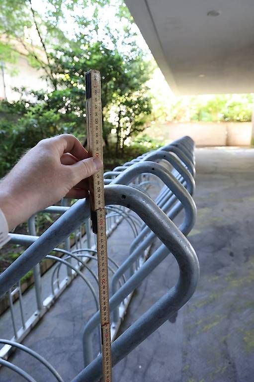 Cavalletti per biciclette: Veloständer – Usato da Allschwil venduto da esperando.76 2