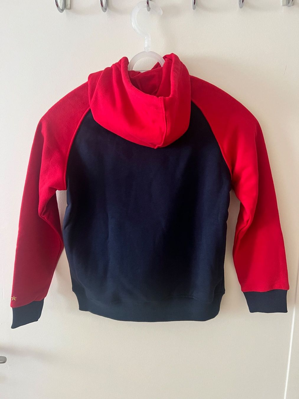 Maglioni & Felpe: FK Crvena Zvezda Kinderpullover – Nuovo e nell'imballaggio originale da Bern venduto da No1e 1