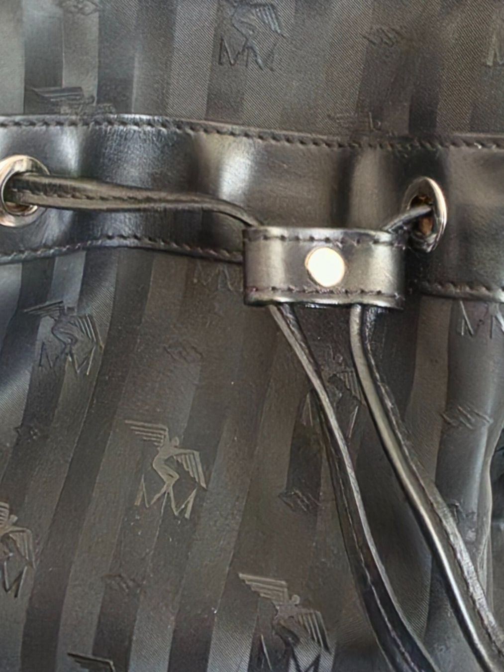 Maison Mollerus Borse: Orig. Maison Mollerus Beuteltasche DURBAN – Usato da Gränichen venduto da Namchii