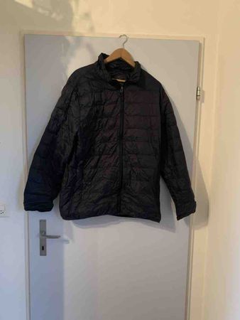 Herren Steppjacke dunkelblau leicht wie neu