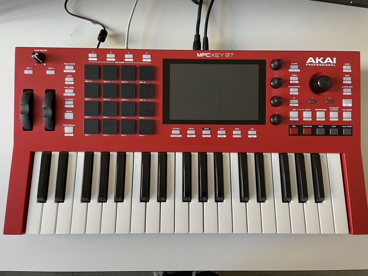 Akai Musikinstrumente: MPC Key 37 – Neu (gemäss Beschreibung) aus Basel von jan_826n 1
