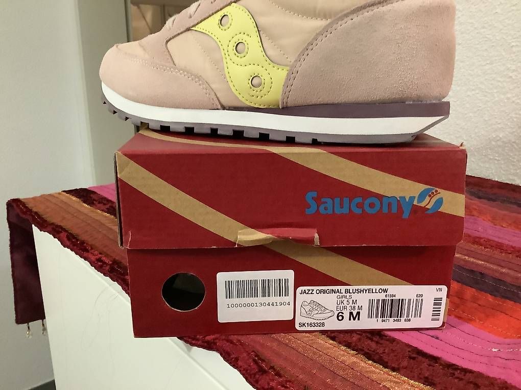 Saucony Scarpe da donna: Sneakers della Saucony nuove mis.38 – Nuovo e nell'imballaggio originale da Giubiasco venduto da las_vnm2 2