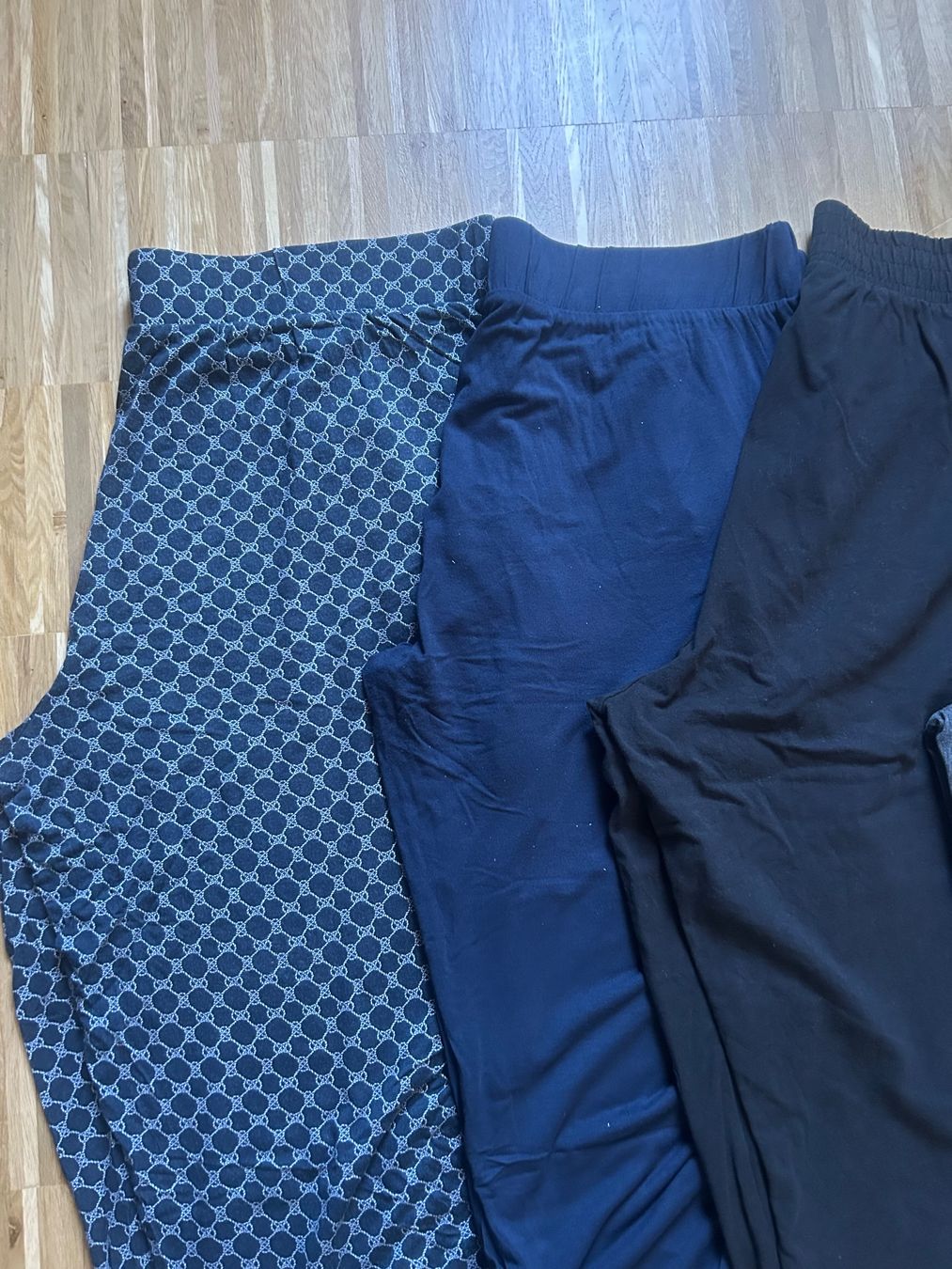 Lotti di vestiti: Sommerhosen Kleiderpaket 44 – Usato da Klingnau venduto da martinak79 1