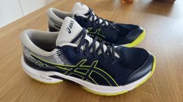 Asics BEYOND FF Hallenschuhe Grösse 43 neuwertig