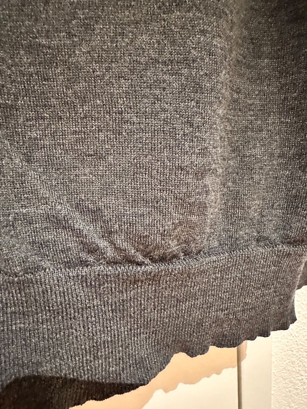 Uniqlo Maglioni & Felpe: Uniqlo Damen Pullover, Grau, Grösse M – Usato da Tuggen venduto da wollistar 1