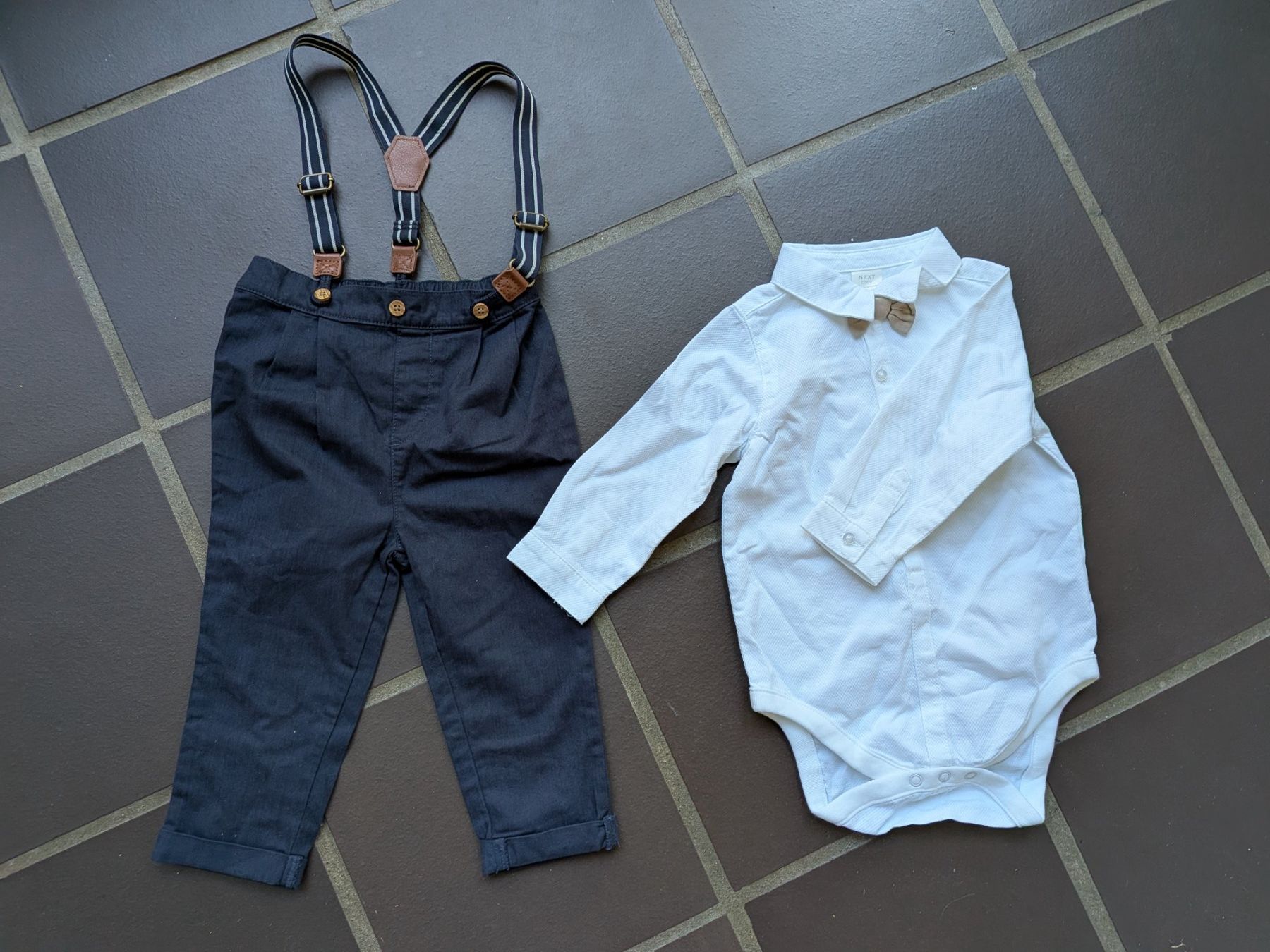 Completi: Festliches Outfit – Nuovo (secondo la descrizione) da Weiningen ZH venduto da janinea1234 1