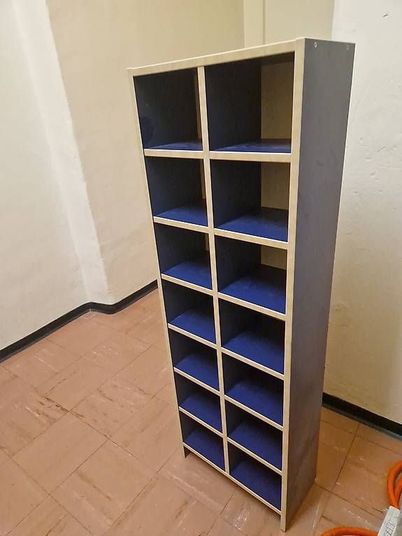 Scaffali: Meuble rangement CDs – Usato da Petit-Lancy venduto da CristianPabloRivier