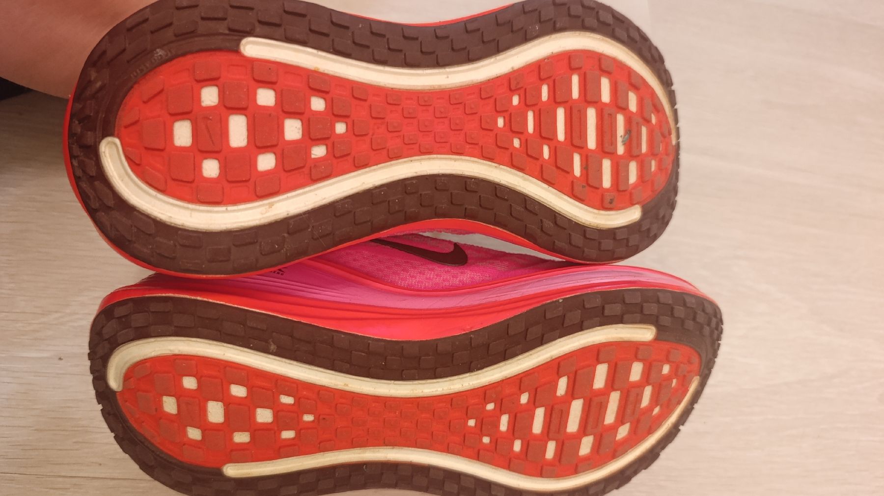 Nike Scarpe da donna: Nike ZoomX Damen Laufschuhe Pink Grösse 37.5 – Usato da Zürich venduto da superfecoo 3