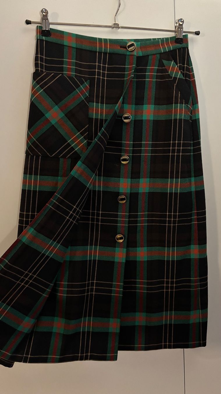 Gucci Gonne: Gucci karierter Midi Rock Gr. XS/S – Nuovo (secondo la descrizione) da Luzern venduto da luzern.secondhand 1