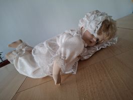 Vintage Porzellanpuppe „Eugenie“ – The Promenade Collection