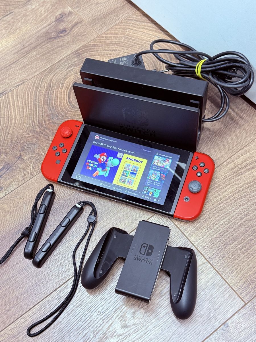 Nintendo Console: Nintendo Switch Neon Rot – Usato da Uster venduto da jca_pr9r