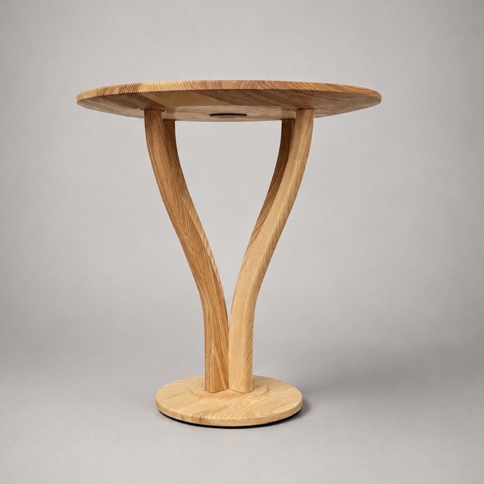 Tables: Beistelltisch aus massiver Esche – Neuf (Voir description) à Zwillikon par EichenlaubWoodwork 4
