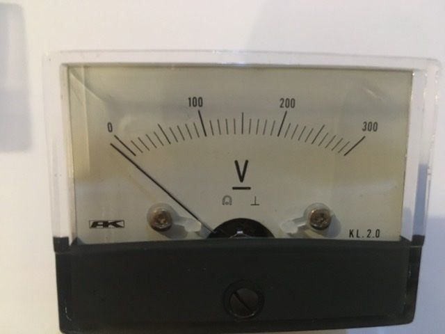 Misurare: Drehspulinstrument 0-300V DC – Nuovo e nell'imballaggio originale da Brugg AG venduto da Pedro4