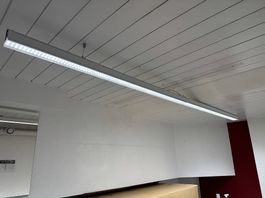 LED Pendelleuchte linear/Deckenleuchte Hängeleuchte