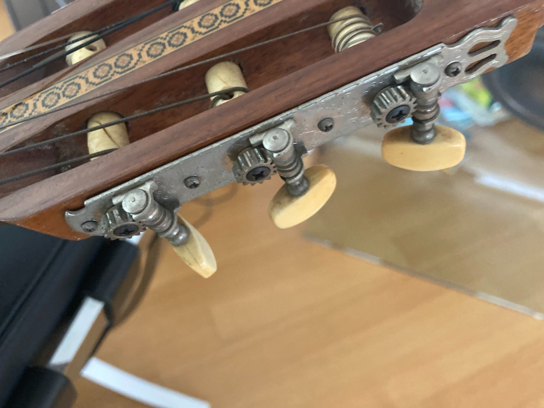 Strumenti musicali: Gitarre Marke Sawai – Usato da Uetikon am See venduto da Cupes 3