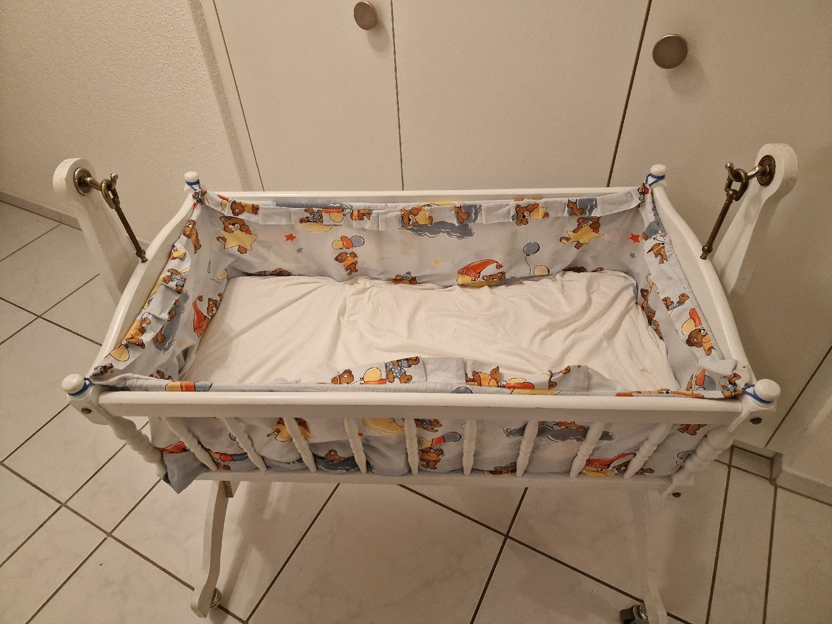 Wiegen & Stubenwagen: Babywiege mit Matratze – Gebraucht aus Beinwil (Freiamt) von LordS.09 1