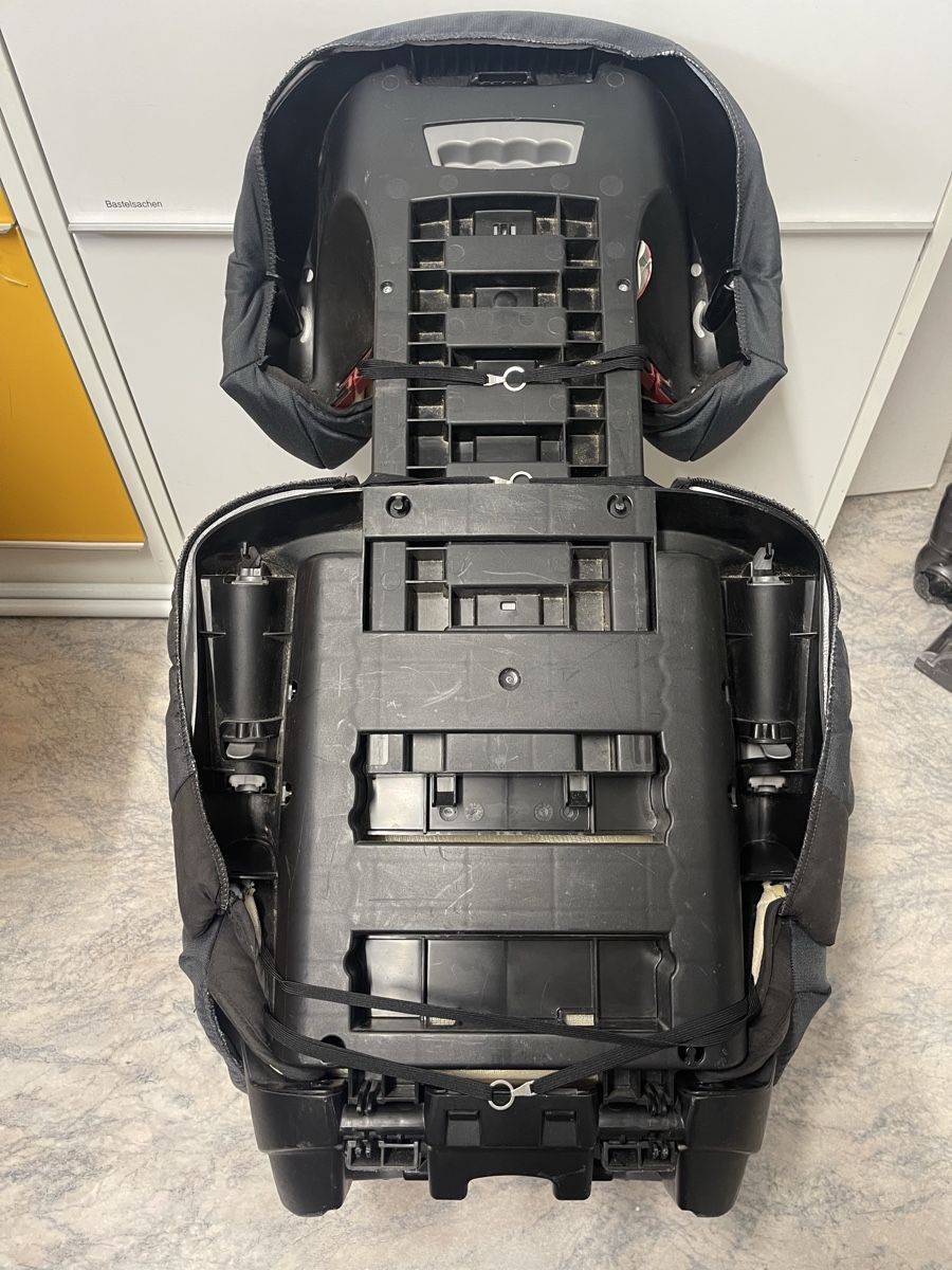 Maxi-Cosi Auto-Kindersitze: Maxi-Cosi Rodi XP 2 – Gebraucht aus Grüningen von Thommyr 5