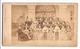 Fotografie Louvain, Gruppenfoto einer M