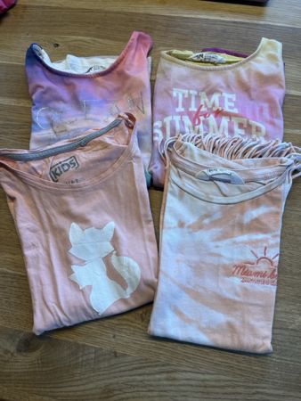 Süesse Sommer T-Shirts,  Trägershirts ca 134/140 für Mädchen