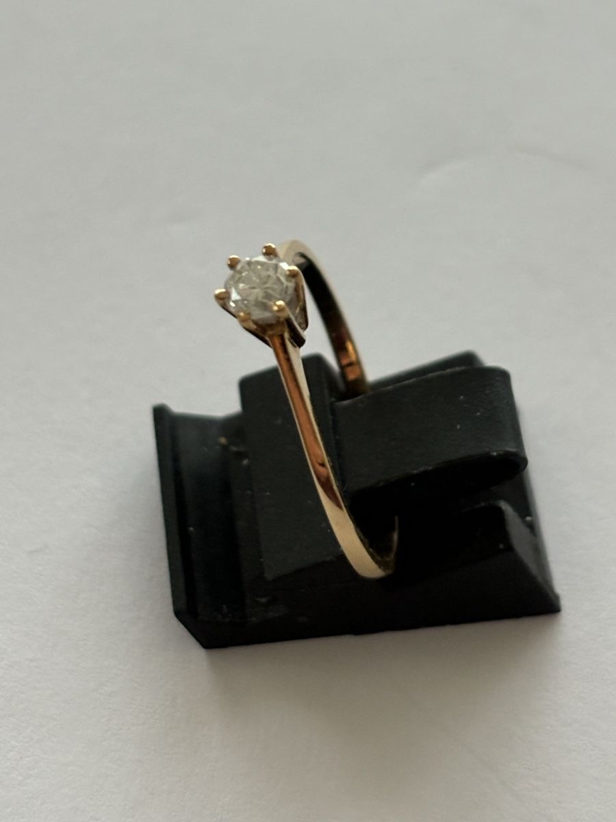 Anelli: Ring Gelbgold / Diamant 18 Karat – Usato da Langnau am Albis venduto da flusspflege 2