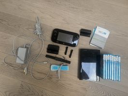 Nintendo Wii U mit 8 Spielen und Zubehör