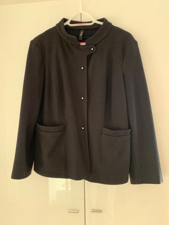 Marc Cain, elegante Übergangsjacke, Schwarz, Grösse 42, Top!