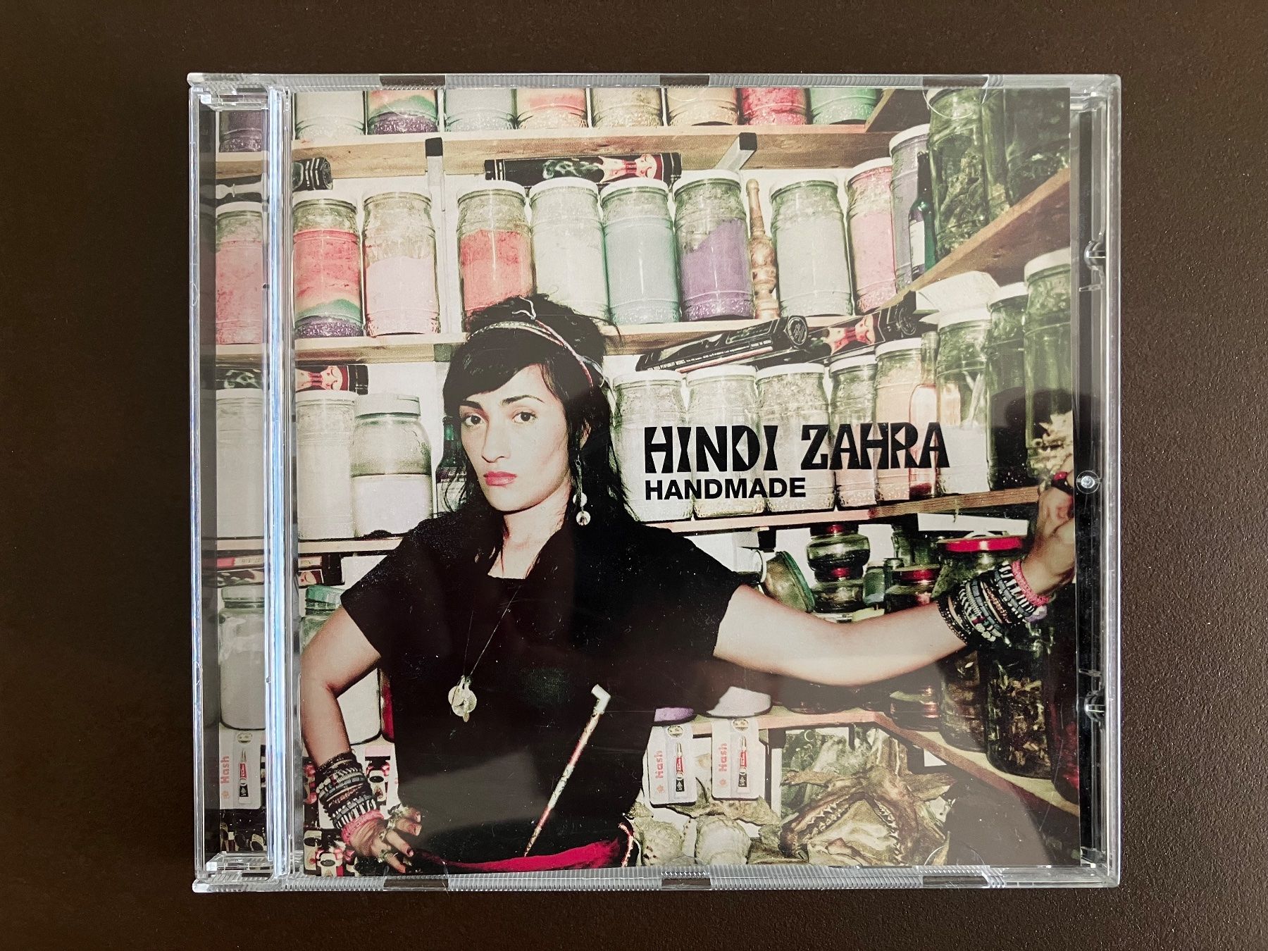 CD: CD HINDI ZAHRA - HANDMADE 2009 – Usato da Menziken venduto da timbuktu1001