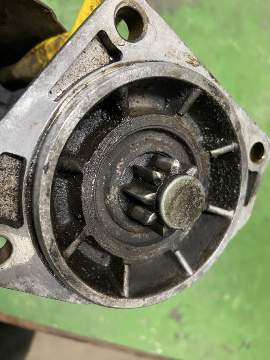 VW Tutti pezzi di ricambio auto: VW Golf 2 Anlasser – Usato da Hettiswil venduto da Lukezero02 2