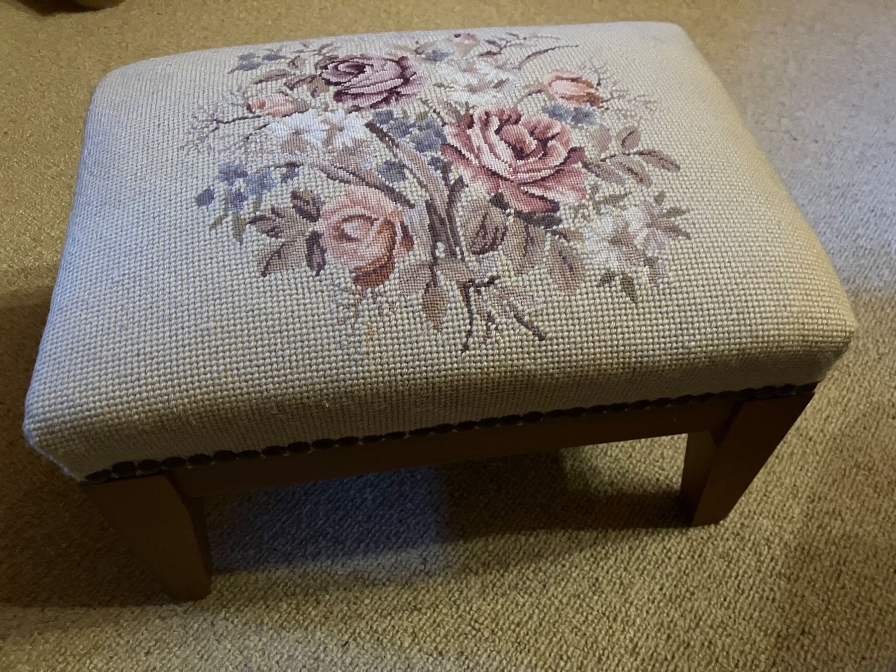 Tabourets: Biedermeier Hockerli – D'occasion à Schmitten FR par gnom72