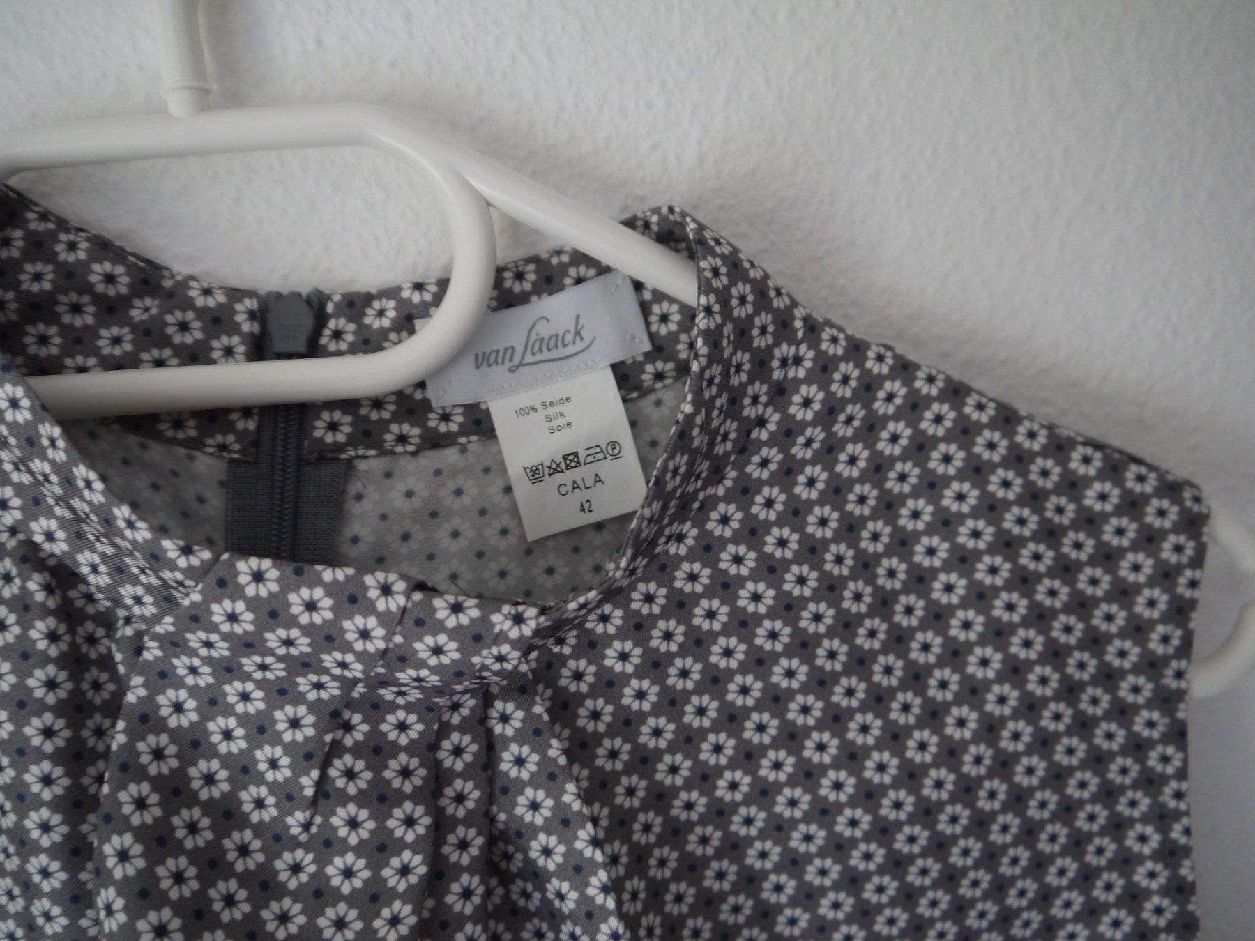 Van Laack Chemisiers: Von Laack Bluse aus 100 % Seide – D'occasion à Hagendorn par Blaf 1