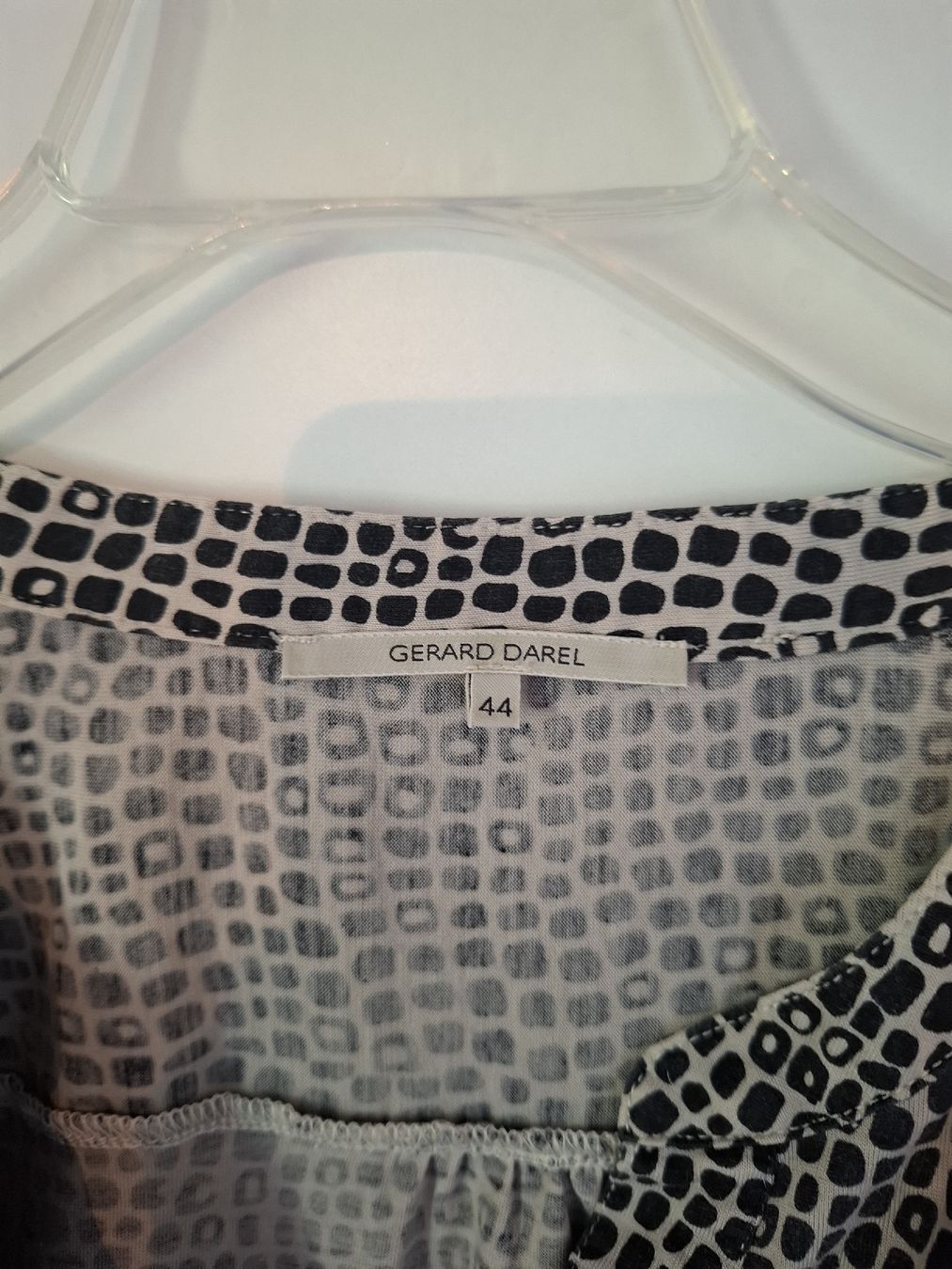 Gérard Darel Blusen: Blouse Darel T 44 – Gebraucht aus Choex von Papillons 1