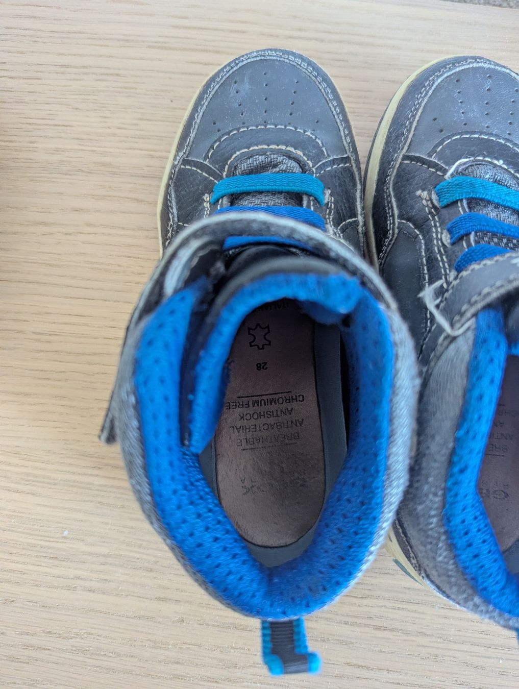 Geox Chaussures garçon: Geox Kinderschuhe Gr.28 – D'occasion à St. Gallen par Mosaika 4