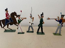 5 schöne Zinnfiguren, Zinnsoldaten, 8 bis 10 cm gross