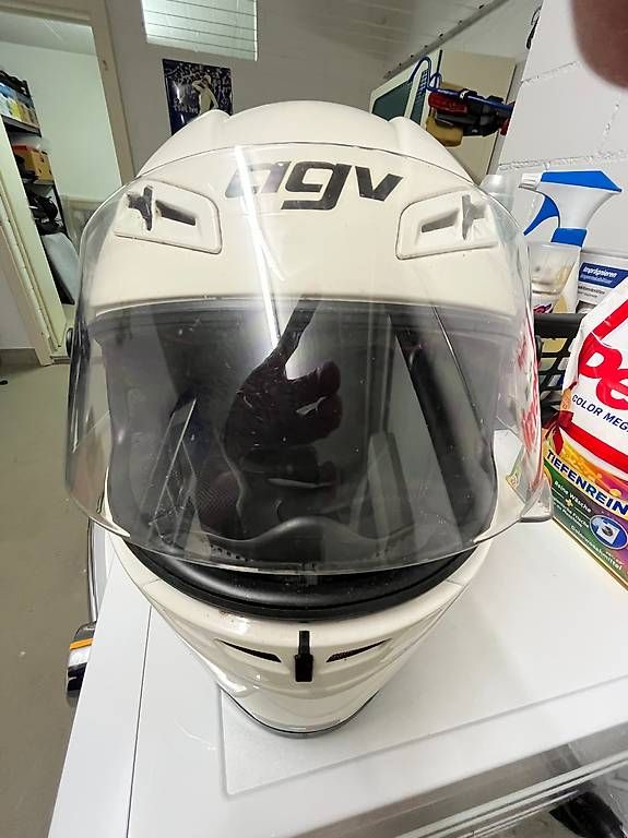 Caschi & visiere: Motorradhelm AGV GP TECH – Usato da Ottikon venduto da Urbaum1 1