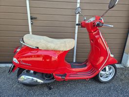 Piaggio Vespa LX 125  Scooter Roller