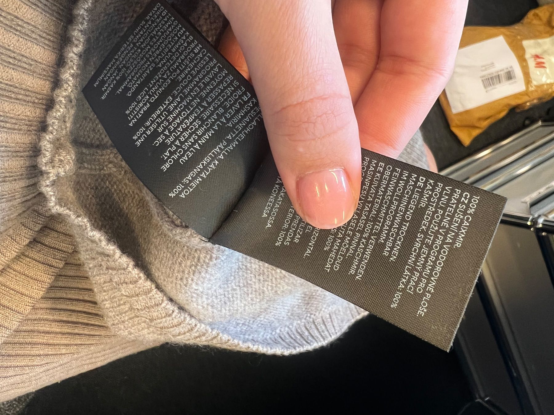 H&M Maglioni & Felpe: 100% Cashmere Sweater – Nuovo e nell'imballaggio originale da Baar venduto da Zlata1 1