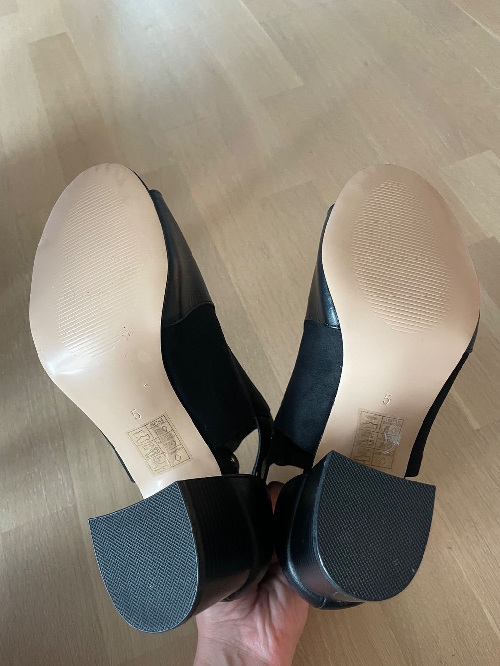 Scarpe da uomo: Coole Sandale mit Absatz – Usato da Zürich venduto da Camiro6 3