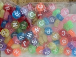 Bastelperlen Buchstaben Bunt, ca 100 Stück