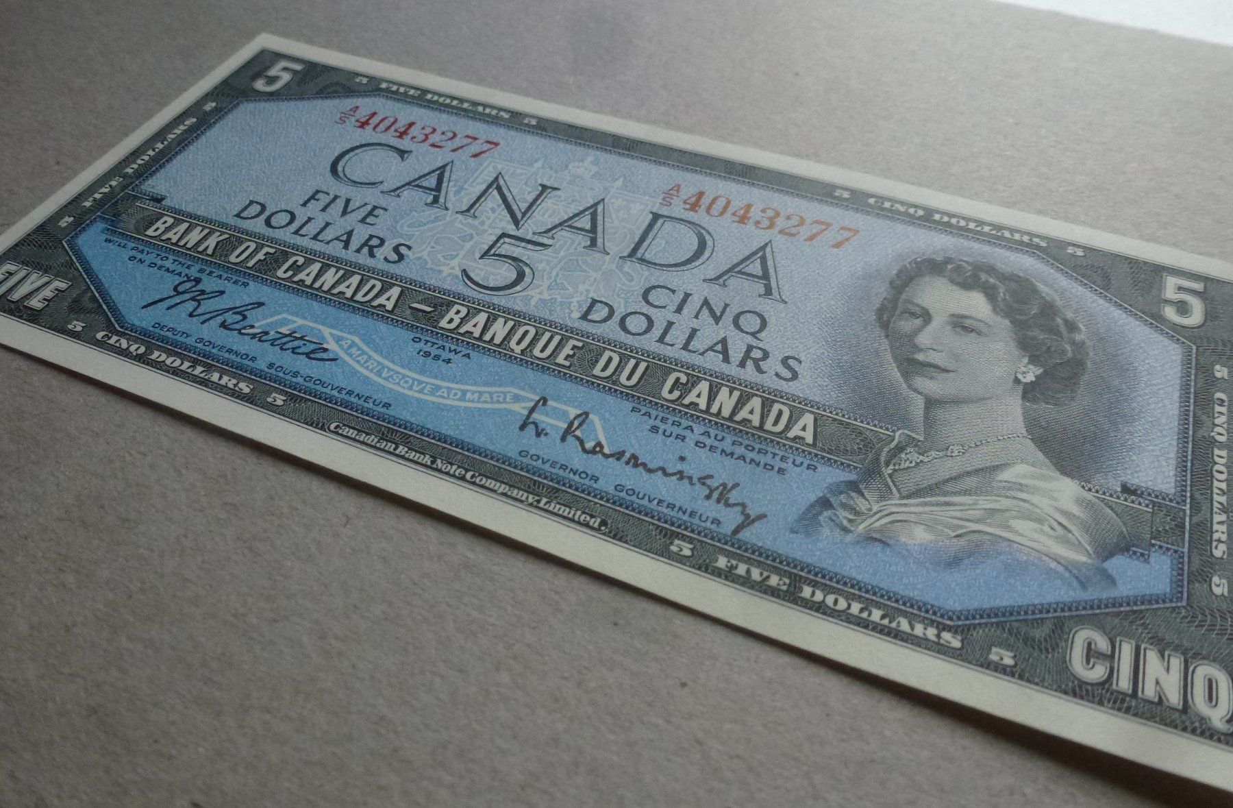 Banconote: Canada ++ 5 Dollars 1954 – Usato da Walkringen venduto da Casablanca777 1