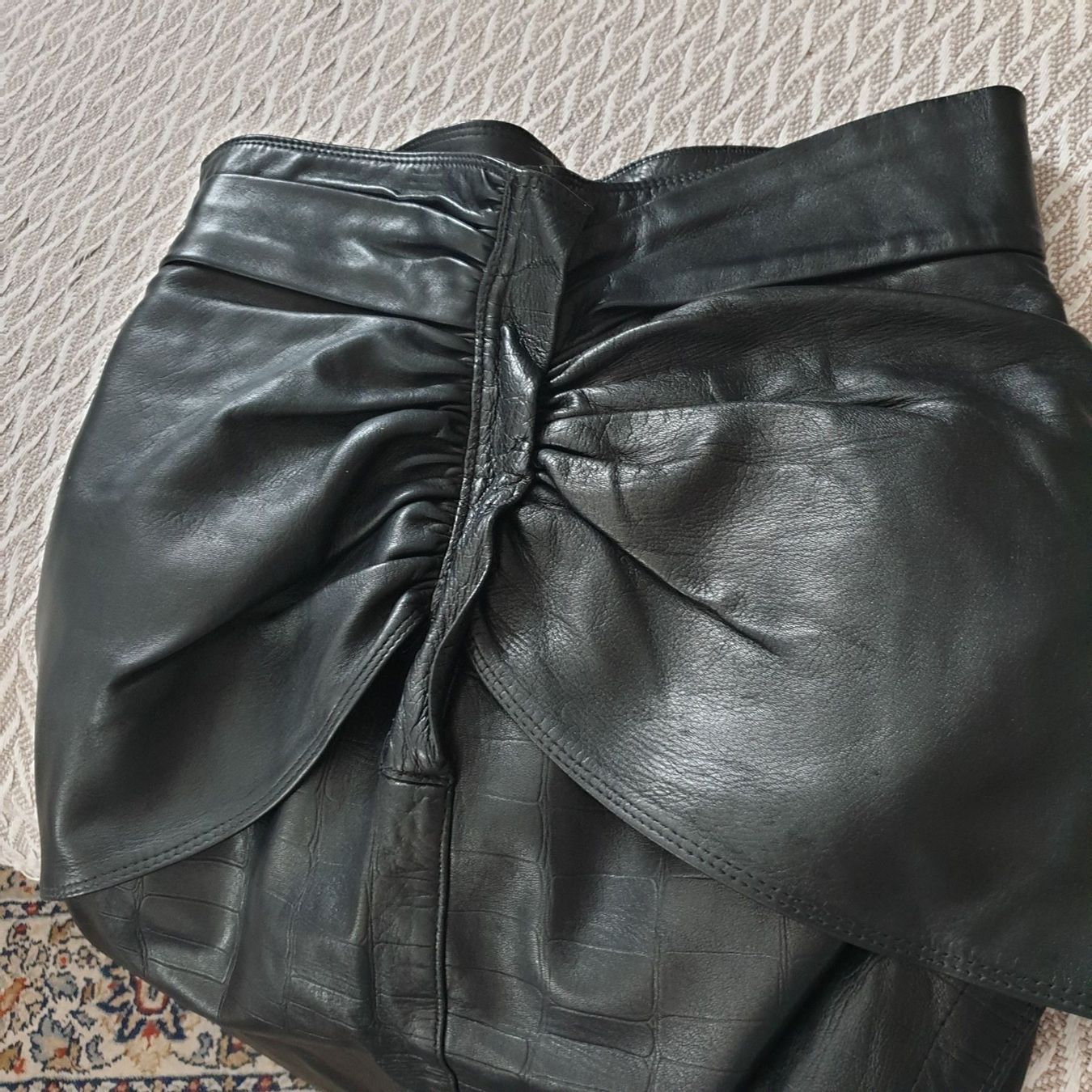 Versace Gonne: Gianni Versace, Lederjupe, Gr. 38 – Usato da Frenkendorf venduto da Moon111 2