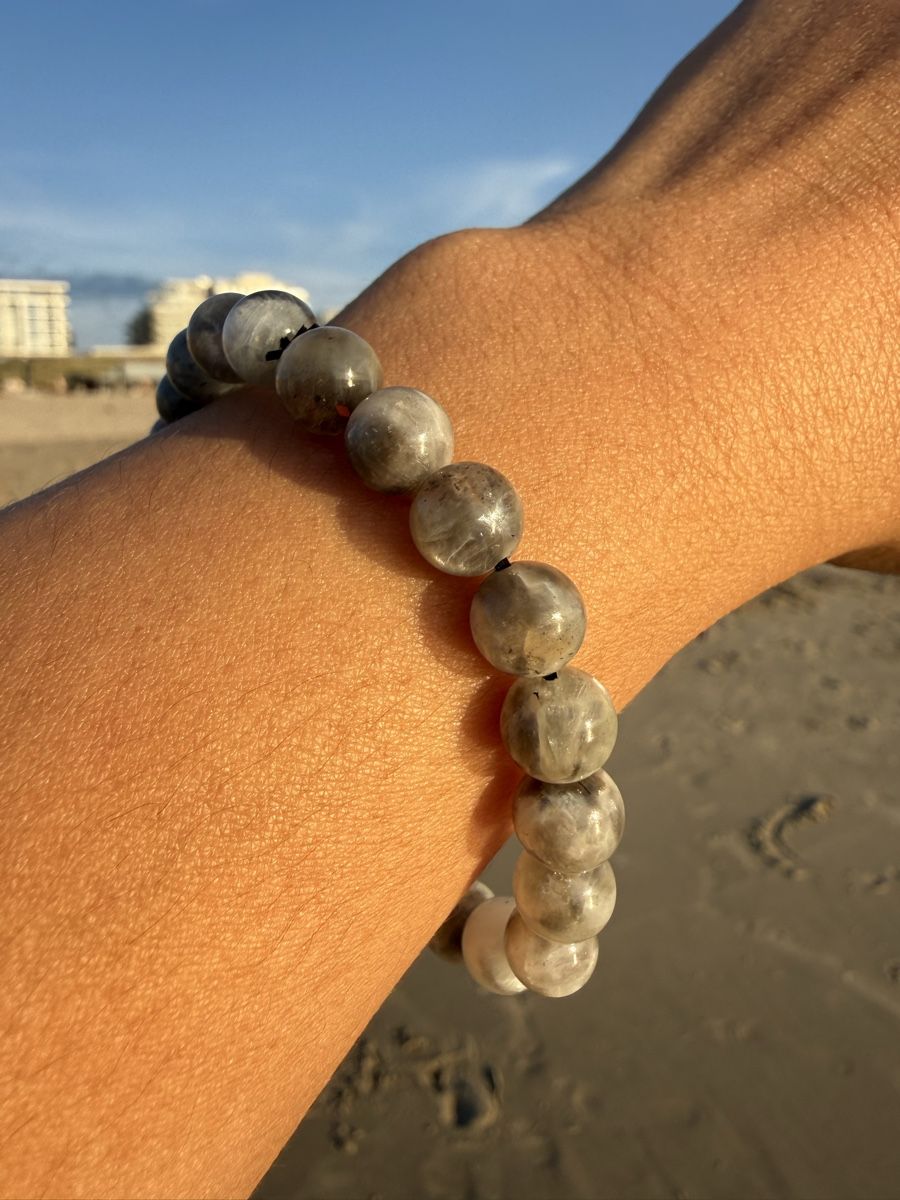 Armbänder & -reifen: Grau Mondstein Stretch Armband -6mm Perlen – Neu (gemäss Beschreibung) aus Jegenstorf von SteinGlanz 2