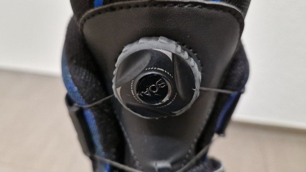 K2 Pattini da ghiaccio: K2 Kinderschlittschuhe mit Boa System, Gr. 35 - 40 – Usato da Wiesendangen venduto da kauftipp 4