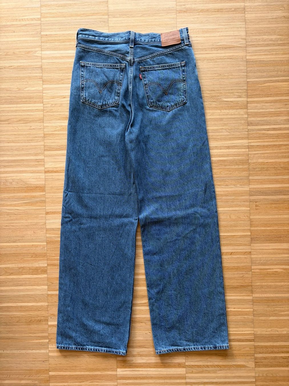 Levi's Jeans: Jeans Levi's High Loose W30 L33 – Usato da Schlieren venduto da con_hdp9 2
