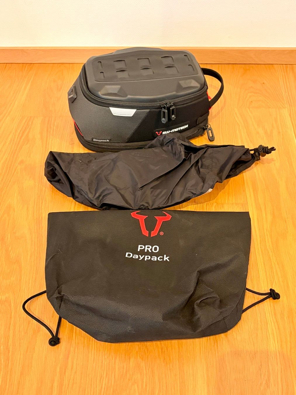 SW-Motech Zaini: SW-MOTECH Tankrucksack Quick-Lock PRO Daypack 5-8 Liter – Usato da Lufingen venduto da th__m8k2 4