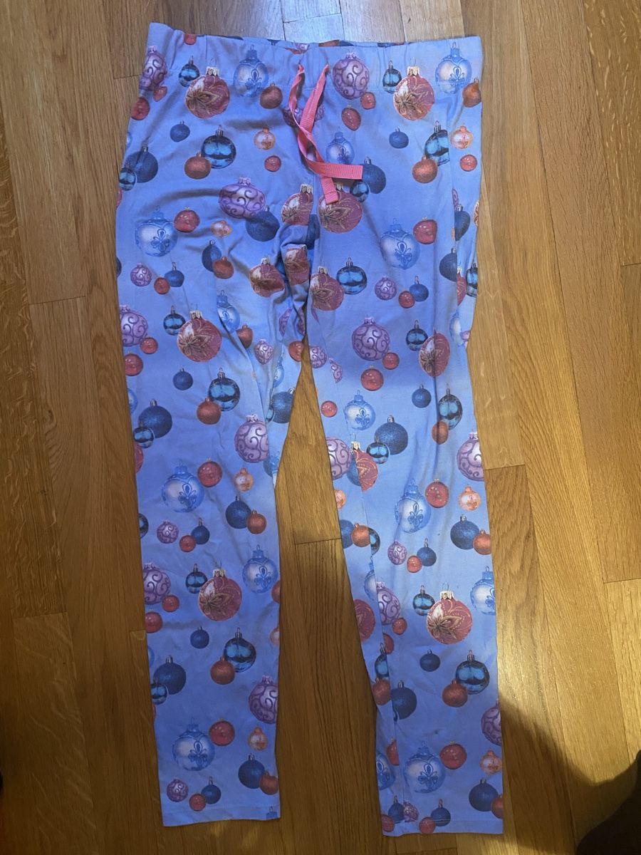 Negligees & Pigiami: Pantalon Noël pyjama M – Usato da Epagny venduto da nie_n5yb