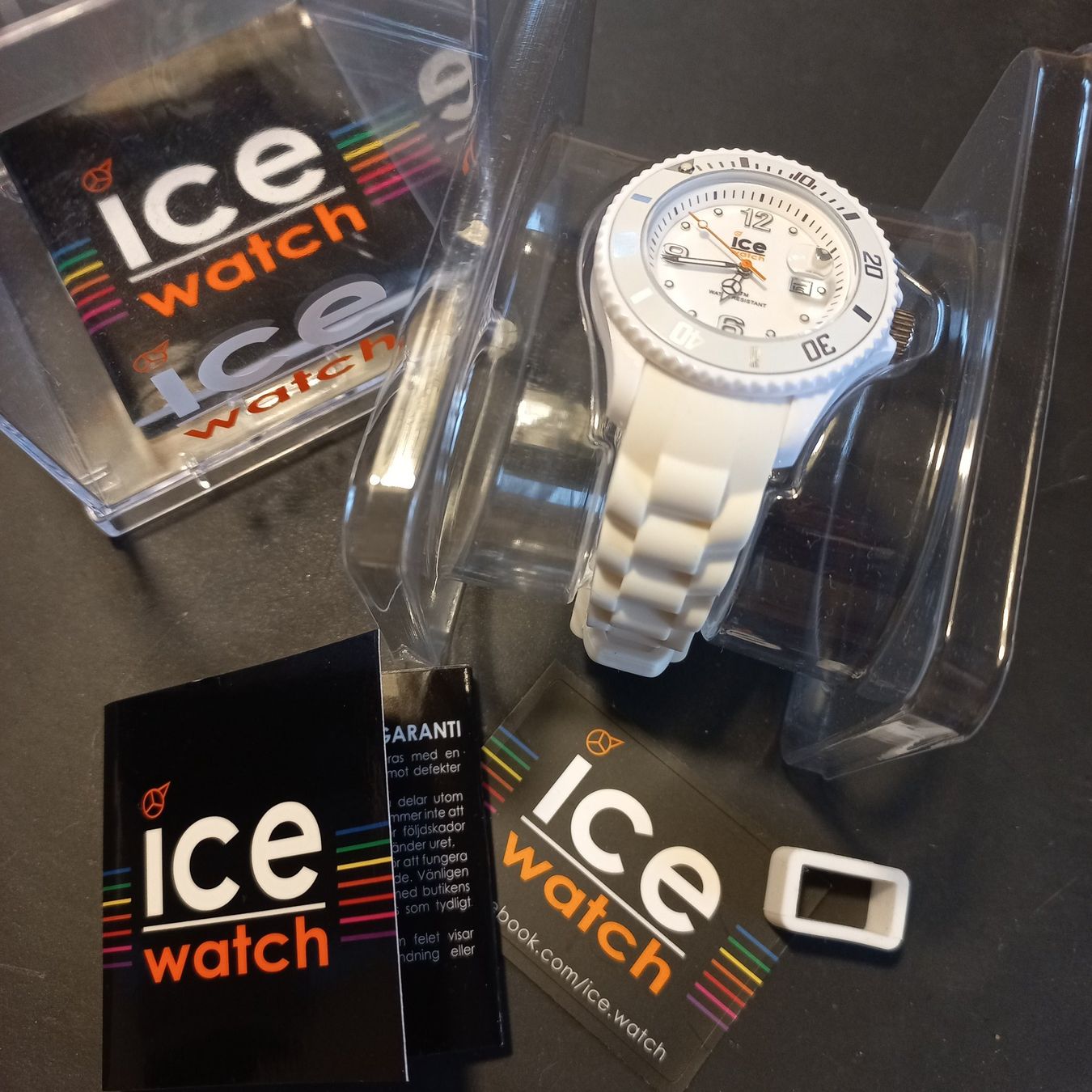Ice watch Uhren: Ice Watch – Gebraucht aus emmetten von Ladys4 1