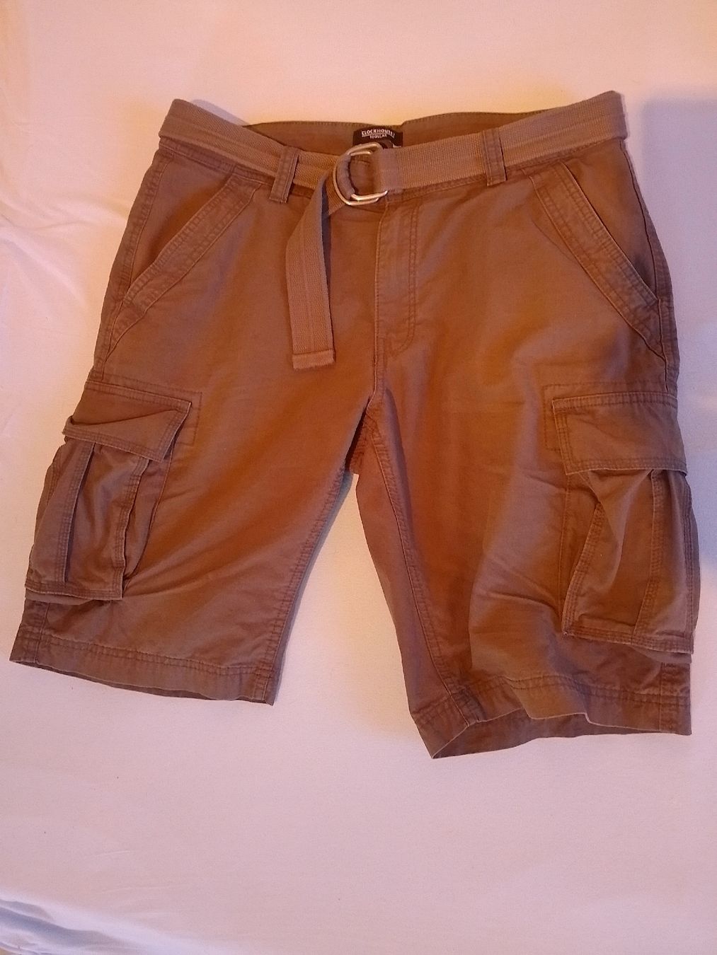 Pantaloni: Cargo Shorts Baumwolle M – Usato da Eglisau venduto da sch_m6rw